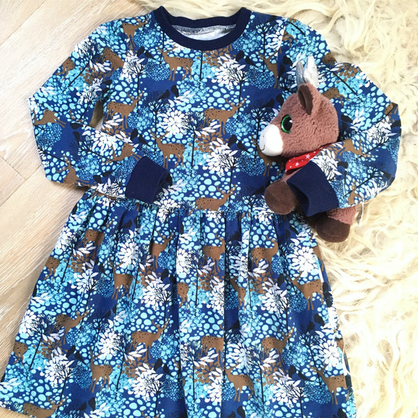 Blauw jurkje met herten