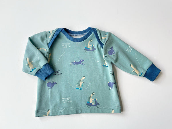 Groen baby t-shirt met schildpadden en hazen