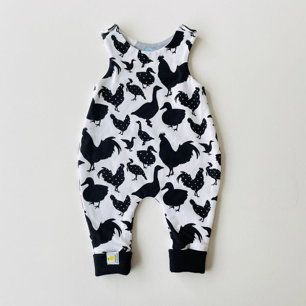 Baby boxpakje met boerderijdieren